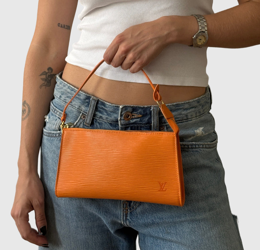 Louis Vuitton Epi pochette